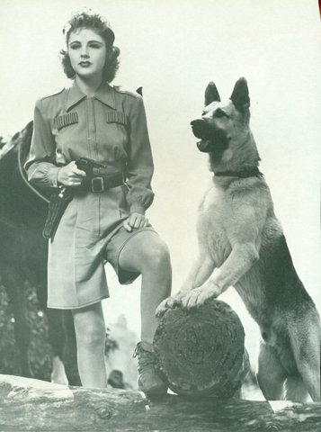 Kay Aldridge em Os Perigos de Nyoka