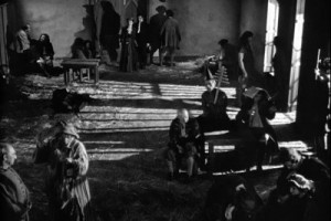 Cena de Asilo Sinistro