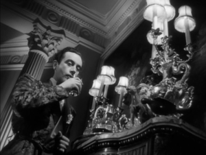 Dennis Price em Homicídio sem Crime