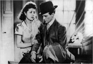 Cena de O Assassino Mora no 21