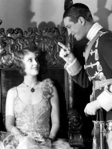 Jeanette MacDonald e Maurice Chevalier em Alvorada do Amor