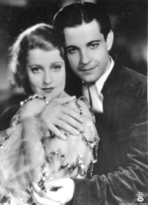 Jeanette MacDonald e Ramon Novarro em O Gato e o Violino