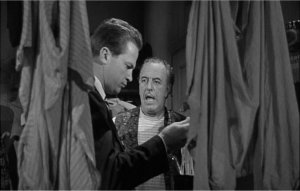 Raloph Meeker e Fortunio Bonanova em A Morte num Beijo