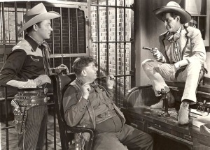 Roy Rogers e Tito Guizar em Na Velha Senda