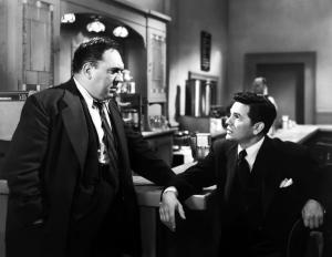Thomas Gomez e John Garfield em A Força do Mal