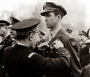 James Stewart condecorado