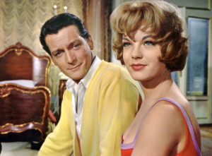 Carlos Thompson e Romy Schneider em A leviana Inocente
