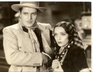 Warner Baxter e Lupe Velez em O Exilado