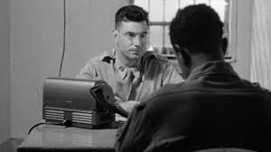 Cena de Let There Be Light