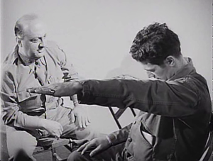 Cena de Let There Be Light