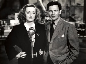 Bette Davis e John Garfield comandando a Hollywood Canteen
