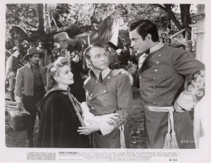 Claire Trevor, Roy Rogers e Walter Pidgeon em Comando Negro