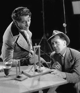 Ronald Colman e o diretor Jack Conway na filmagem de A Queda da Bastilha