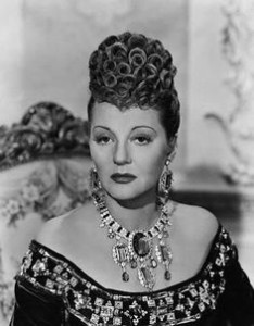 Tallulah Bakhead com as jóias de Joseff em Czarina