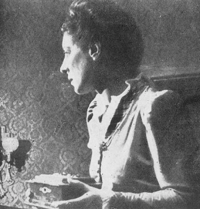 Maria Samnpaio em Luz de Gás