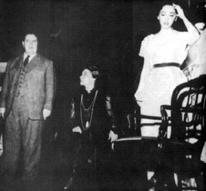 João Villaret, Samaritana Santos e Fernanda Montenegro em Está Lá Fora Um Inspetor