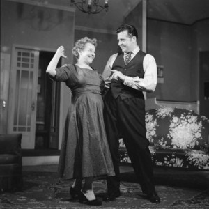 Iracema de Alencar e Graça Mello em É Preciso Viver