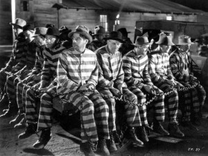 Paul Muni em O fugitivo