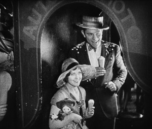 Barbara Kent e Glenn Tryon em Solidão