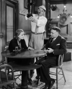 Clarence Brown dirige Greta Garbo em Anna Christie