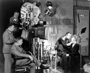 Clarence Brown dirigindo Madama Waleswka