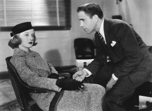 Bette Davis e Humphrey Bogart em Mulheres marcadas