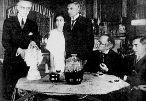 Cena de Der Janus-Kopf