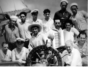  Robert Flaherty na filmagem de Tabu (em baixo , à direita)