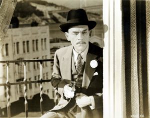 Boris Karloff como Mr. Wong