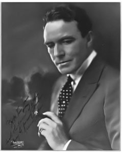 House Peters como Raffles