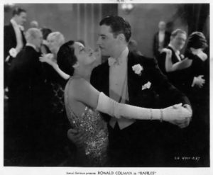 Ronald Colmane Kay Francis em Raffles